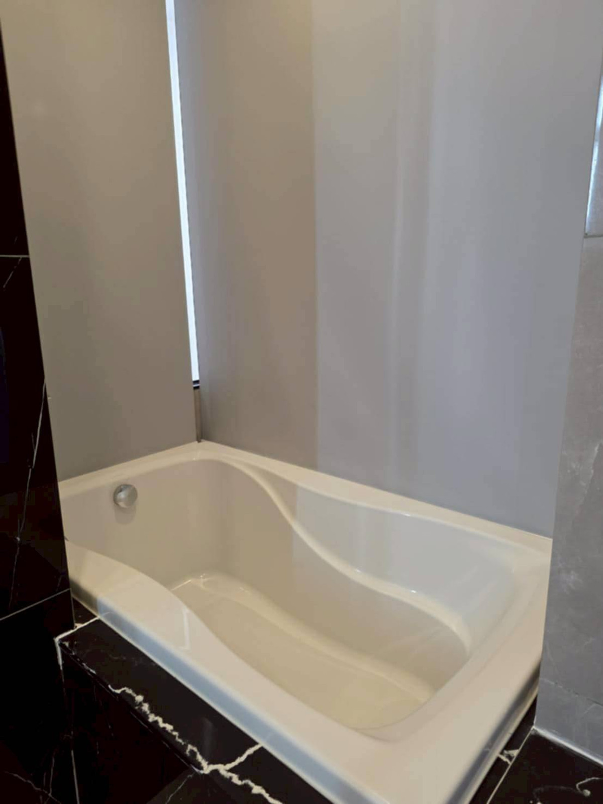 ให้เช่าคอนโดพระราม 9 เพชรบุรีตัดใหม่ RCA : For Rent Condo One 9 Five Asoke - Rama 9 Fully Furnished(S03-2204)