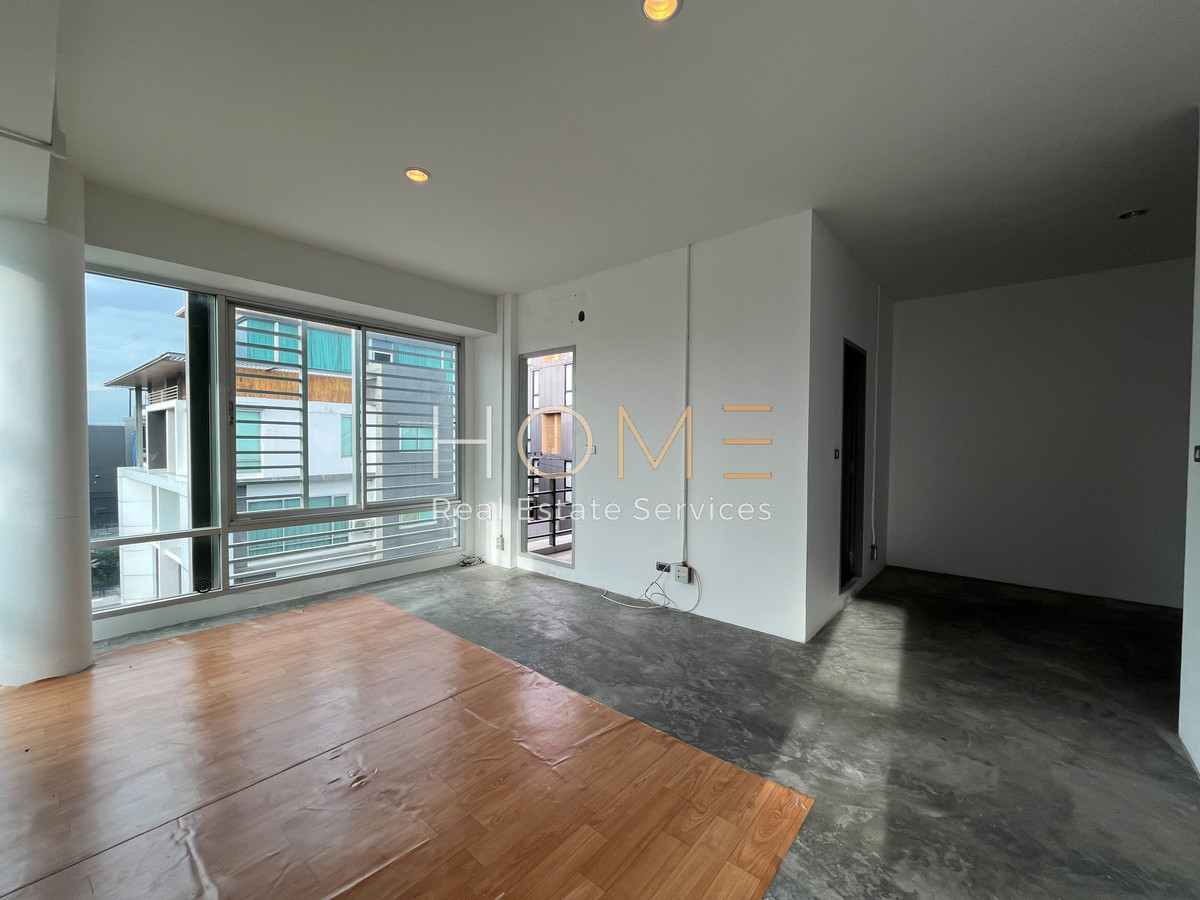 For RentTownhomeRatchadapisek, Huaikwang, Suttisan : Home office, B-Square Rama 9 - Mengjai / 4 Storey (FOR RENT) TPM138