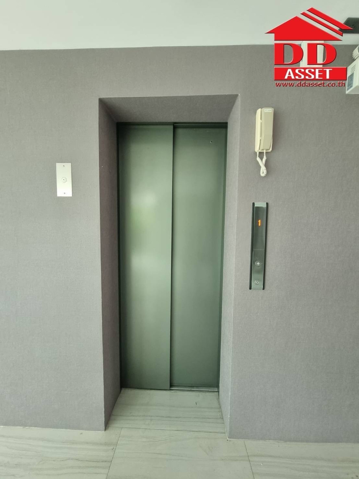 ขายโฮมออฟฟิศพระราม 9 เพชรบุรีตัดใหม่ RCA : For Sale The​ Element พระราม9​ โฮมออฟฟิศ 5 ชั้น มีลิฟต์​ ใกล้ The Nine พระราม 9 ใกล้แอร์พอร์ตลิ้ง​ สถานีหัวหมาก รหัส : H8153