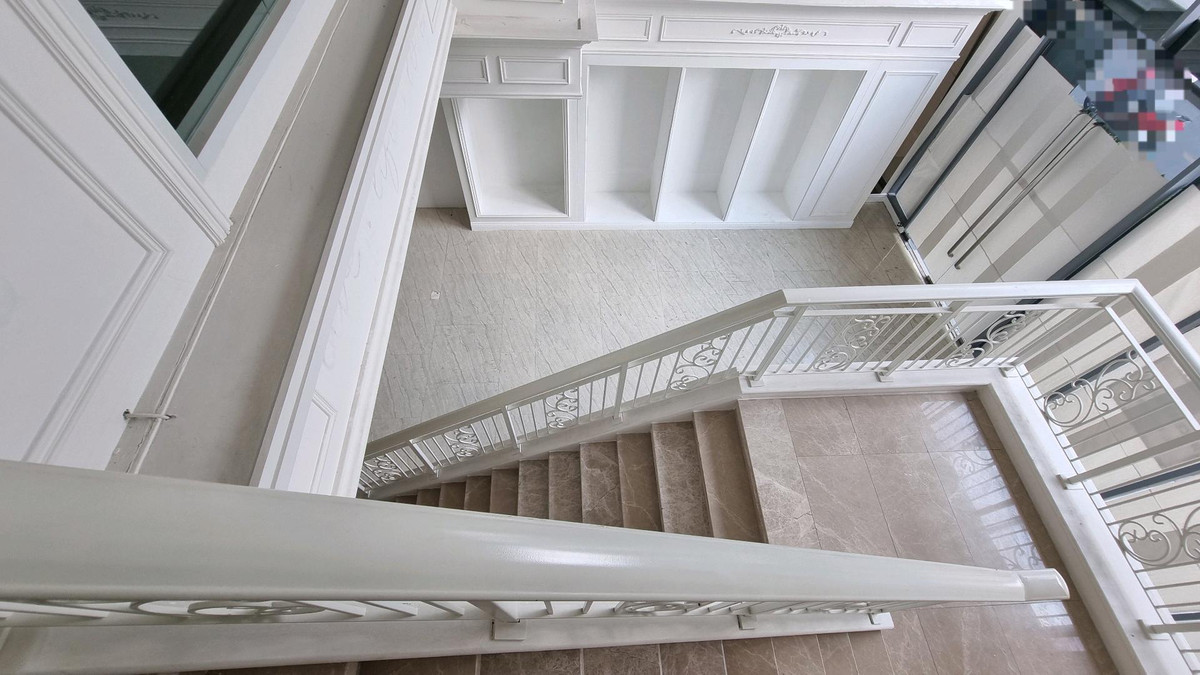 For RentRetail SpaceSukhumvit, Asoke, Thonglor : Space for rent, Thonglor 2 stories  size 182.7 square meters  1,500 baht / square