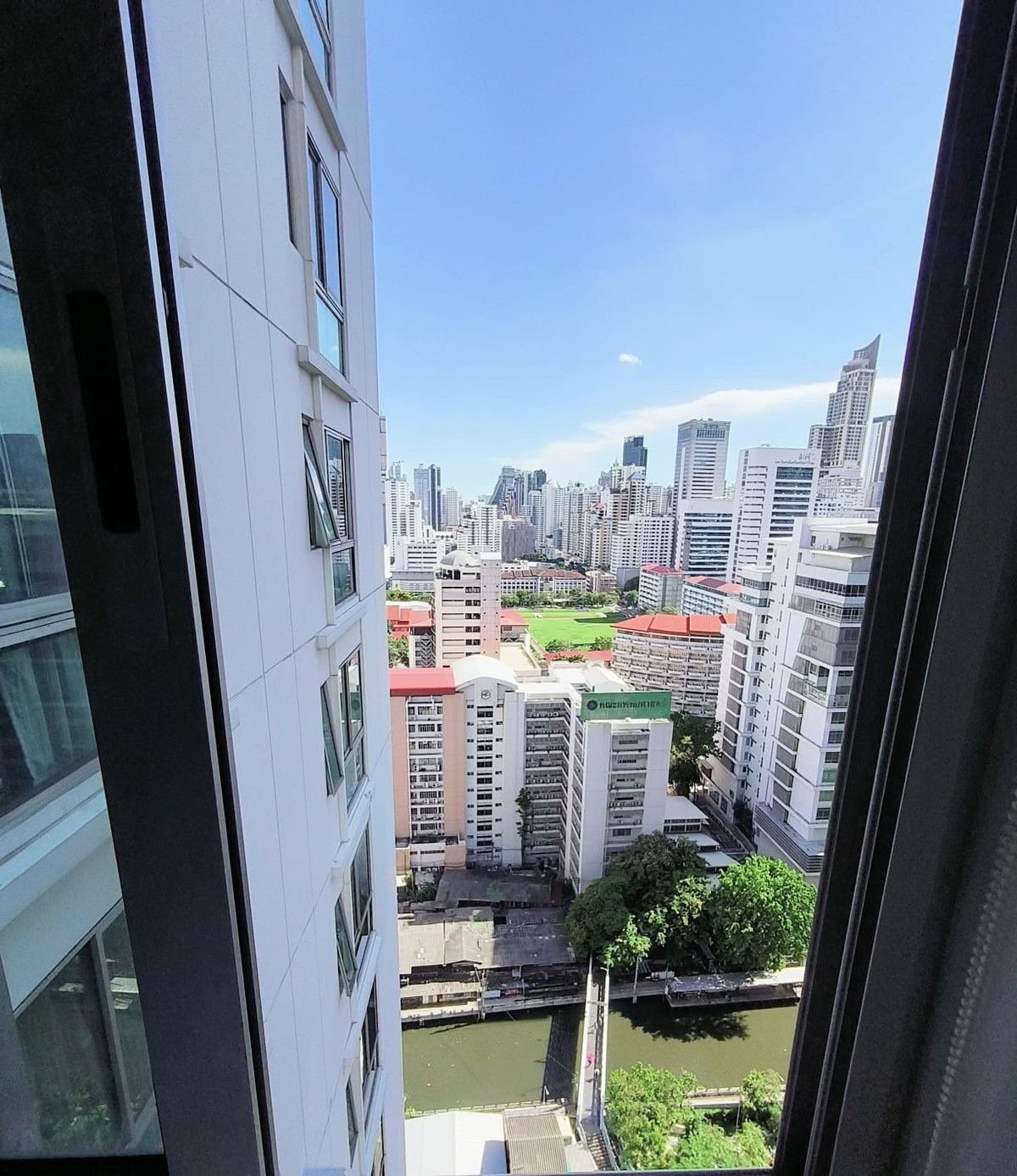 ขายคอนโดพระราม 9 เพชรบุรีตัดใหม่ RCA : My Resort Bangkok / 1 Bedroom (FOR SALE), มาย รีสอร์ท แบงค์คอก / 1 ห้องนอน (ขาย) TARN162