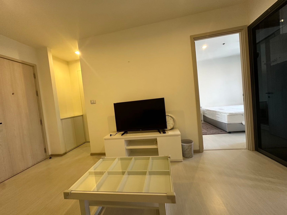 For SaleCondoSukhumvit, Asoke, Thonglor : [Under market 20++%] Condo Rhythm Sukhumvit 42, spacious room, comfortable, open view. Price like this must be kept.