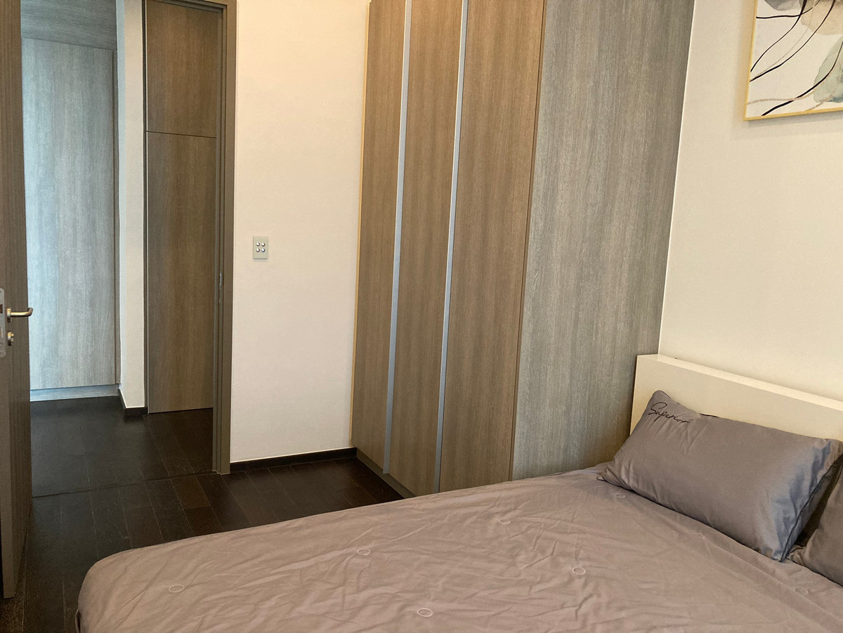 For RentCondoOnnut, Udomsuk : Condo for Rent Whizdom Essence Monthly 100,000 THB.