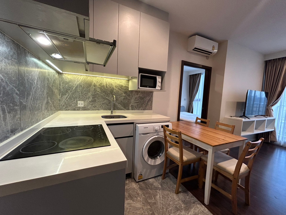 For RentCondoOnnut, Udomsuk : Condo for Rent Whizdom Inspire Monthly 30,000 THB.