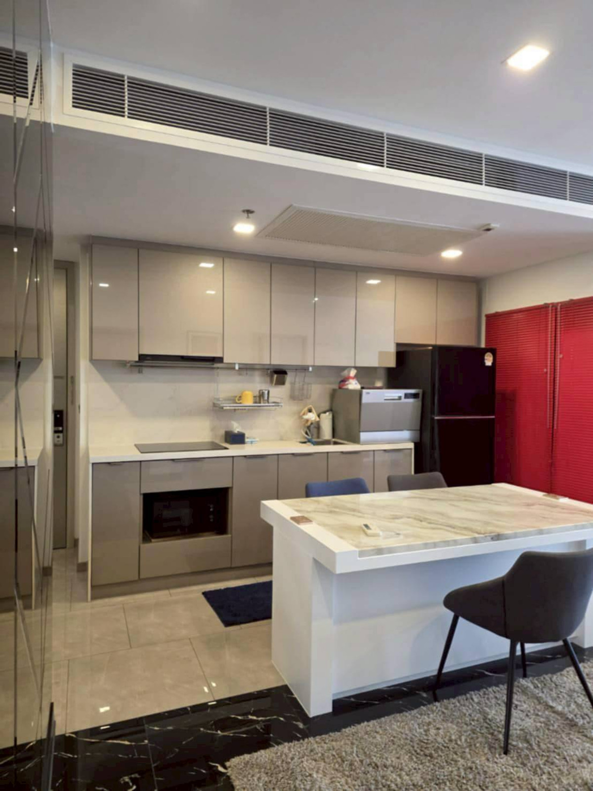 ให้เช่าคอนโดพระราม 9 เพชรบุรีตัดใหม่ RCA : For Rent Condo One 9 Five Asoke - Rama 9 Fully Furnished(S03-2204)