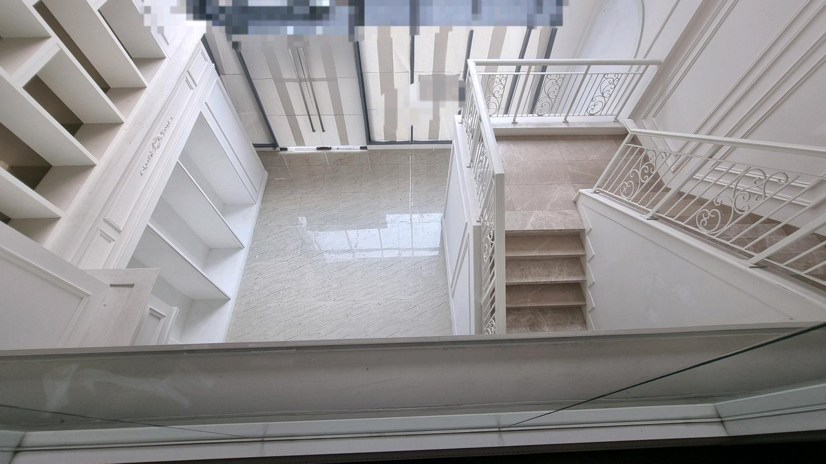 For RentRetail SpaceSukhumvit, Asoke, Thonglor : Space for rent, Thonglor 2 stories  size 182.7 square meters  1,500 baht / square