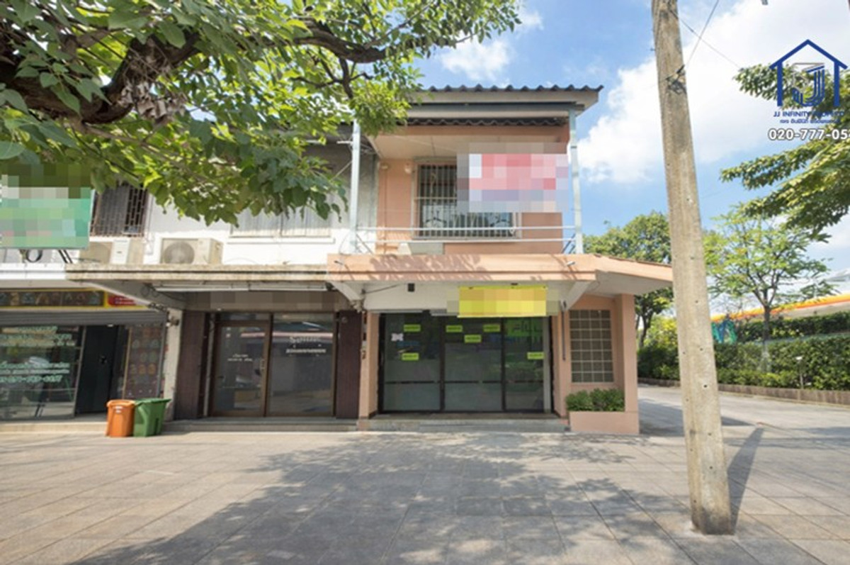 ขายทาวน์โฮมวงเวียนใหญ่ เจริญนคร : ขายอาคารพาณิชย์ 2.5 ชั้น หลังมุม ติดถนนเจริญนคร ใกล้BTS วงเวียนใหญ่ ทำเลค้าขาย