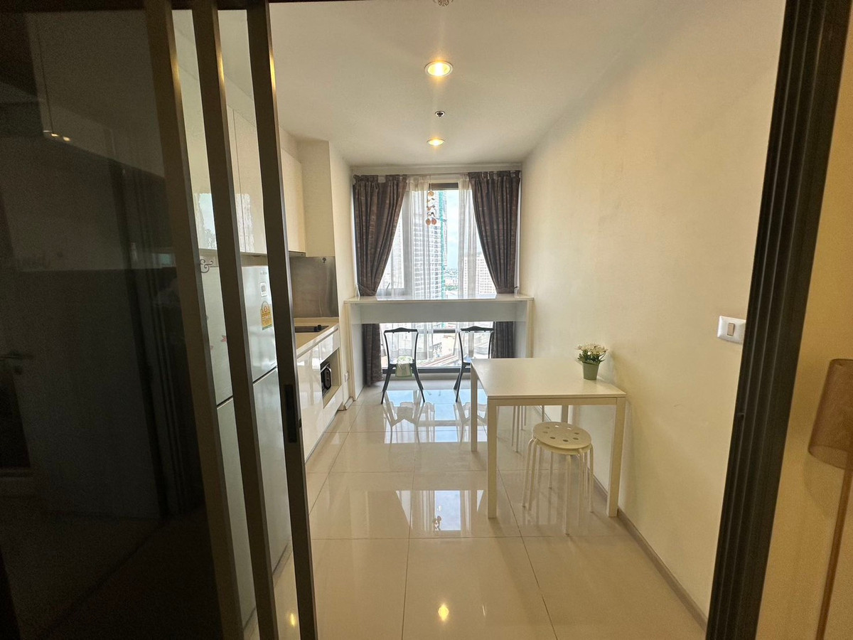 ขายคอนโดสุขุมวิท อโศก ทองหล่อ : [Under market 20++%] คอนโด Rhythm Sukhumvit 42 ห้องกว้าง อยู่สบาย วิวโล่ง ราคาแบบนี้ต้องเก็บ