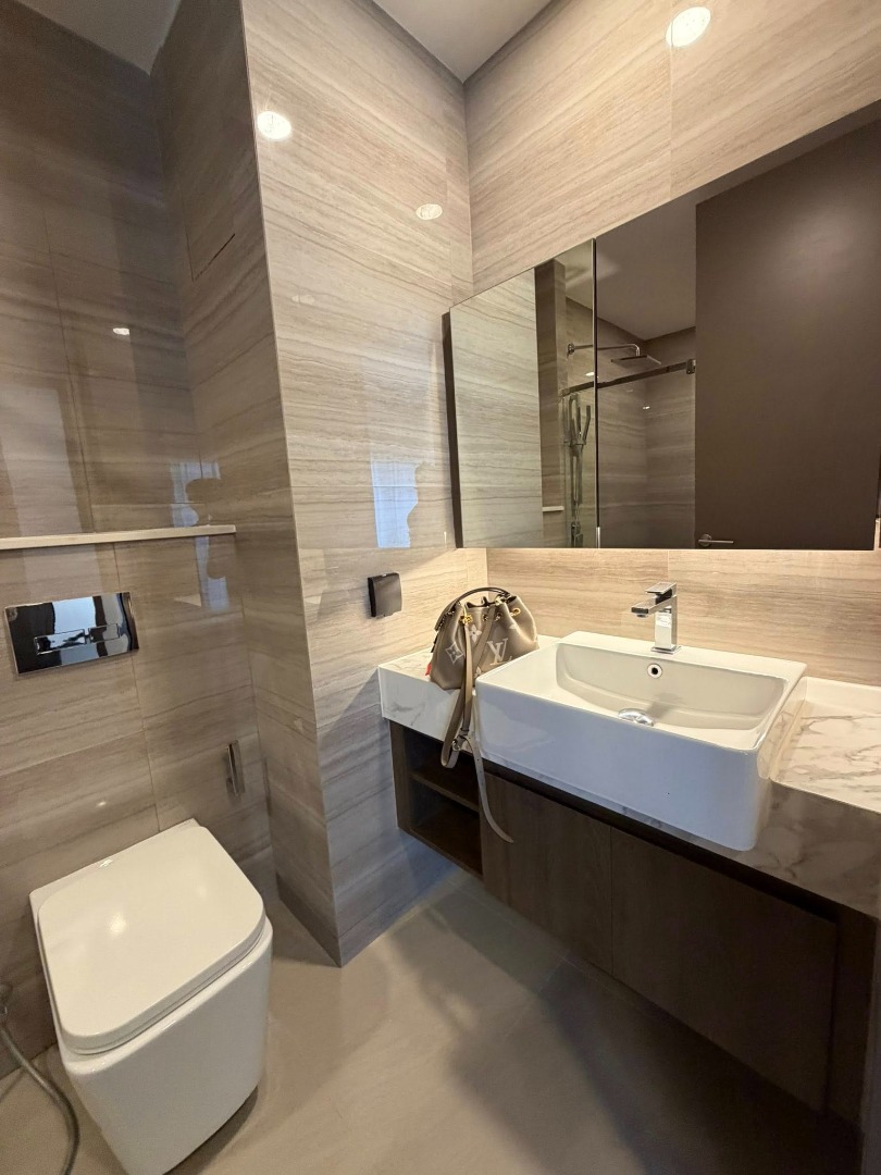 For RentCondoSukhumvit, Asoke, Thonglor : 🔥Rent Now🔥 Park Origin Thonglor, near BTS Thonglor Station. Fully furnished and ready to move in.