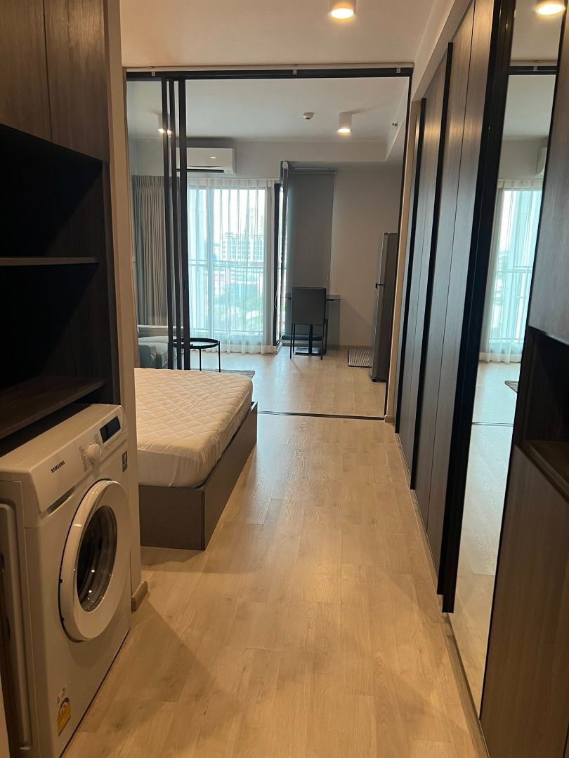 For RentCondoRatchadapisek, Huaikwang, Suttisan : 🔥For Rent Now🔥 Ideo Ratchada-Sutthisan. Spacious room, fully furnished, ready to move in. Near MRT Sutthisan.