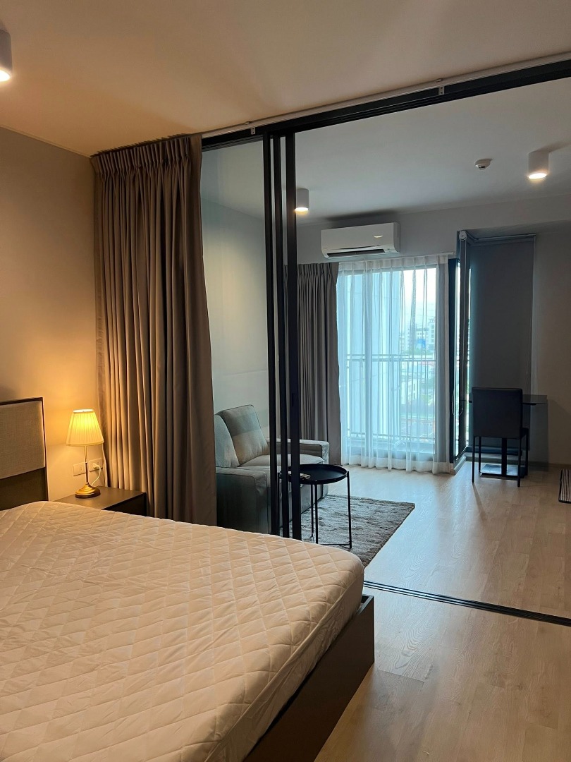 For RentCondoRatchadapisek, Huaikwang, Suttisan : 🔥For Rent Now🔥 Ideo Ratchada-Sutthisan. Spacious room, fully furnished, ready to move in. Near MRT Sutthisan.