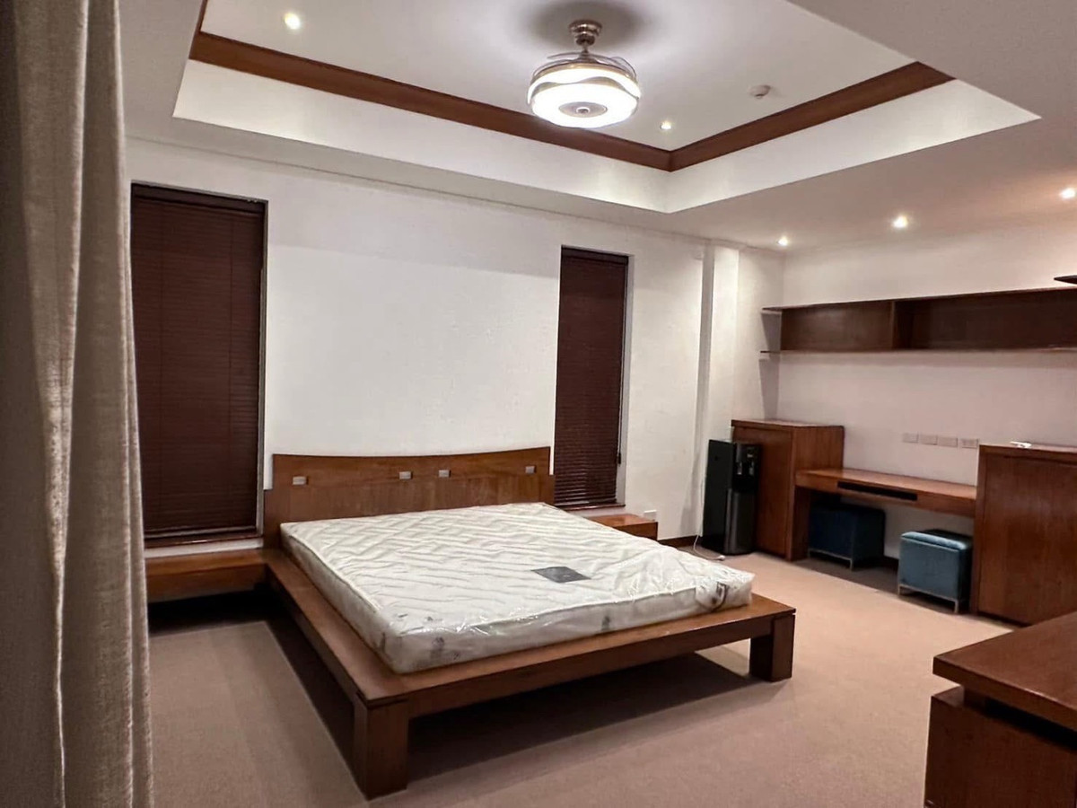 ขายบ้านพัทยา บางแสน ชลบุรี สัตหีบ : 🔥ขาย บ้านเดี่ยวหรู พัทยา เขาพระตำหนัก พร้อมสระว่ายน้ำ | 4 ห้องนอน 5 ห้องน้ำ | ใกล้หาดยินยอม ใกล้ทะเล | เหมาะอยู่อาศัย & ลงทุน | ที่ดินเกือบ 1 ไร่