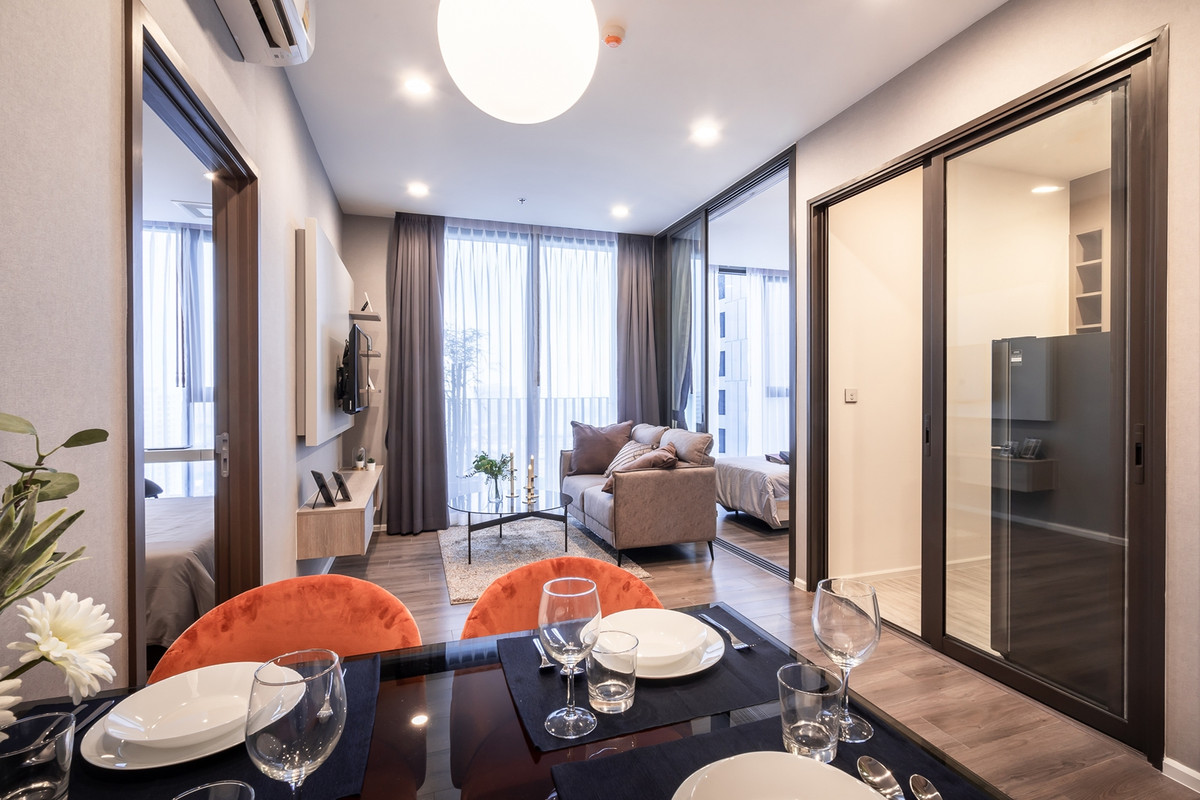 ให้เช่าคอนโดอ่อนนุช อุดมสุข : Condo for Rent  Whizdom Essence Monthly 35,000 THB.