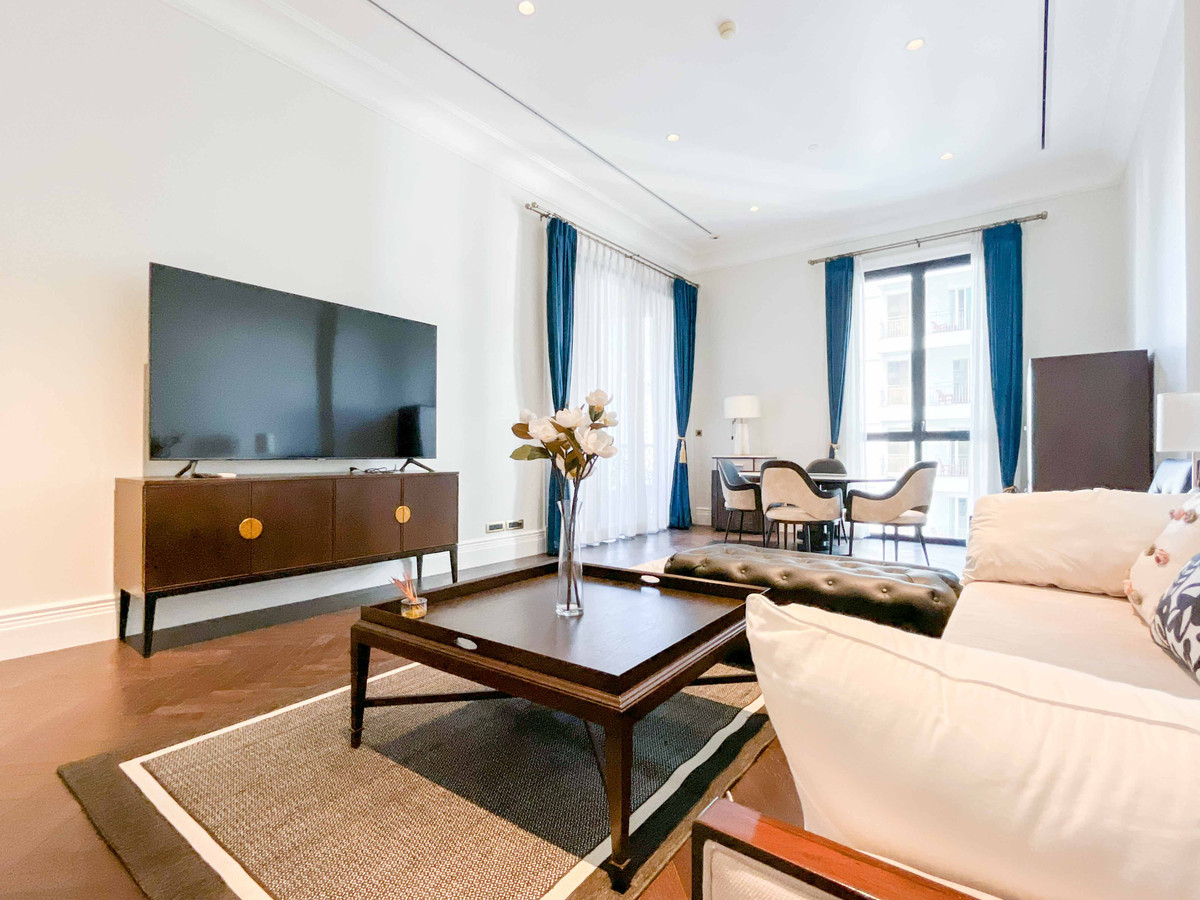 ให้เช่าคอนโดวิทยุ ชิดลม หลังสวน : Condo for Rent 98 Wireless Monthly 200,000 THB