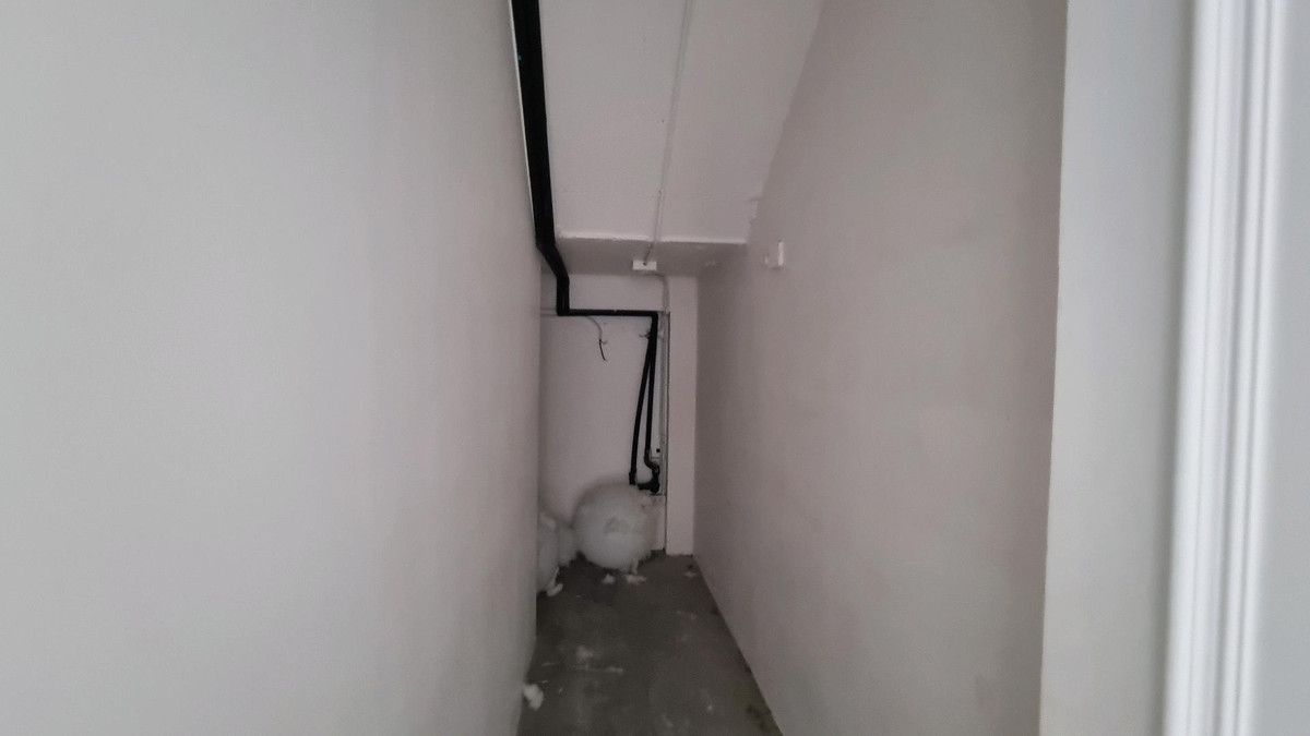 For RentRetail SpaceSukhumvit, Asoke, Thonglor : Space for rent, Thonglor 2 stories  size 182.7 square meters  1,500 baht / square