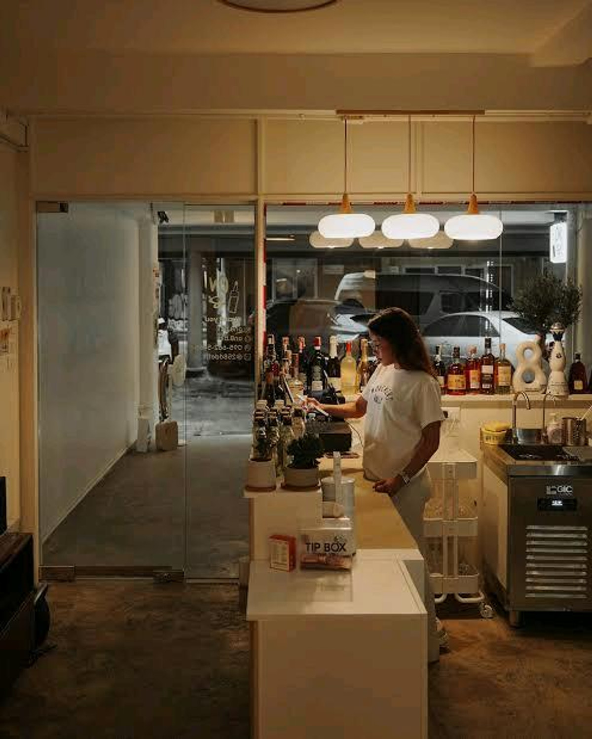 For RentShop HouseSukhumvit, Asoke, Thonglor : ✨️ For Rent 📍Park Avenue Ekkamai | 70 sq m., ground floor, decorated, ready to start a business, open shop 24 hours. 💡 – 125K