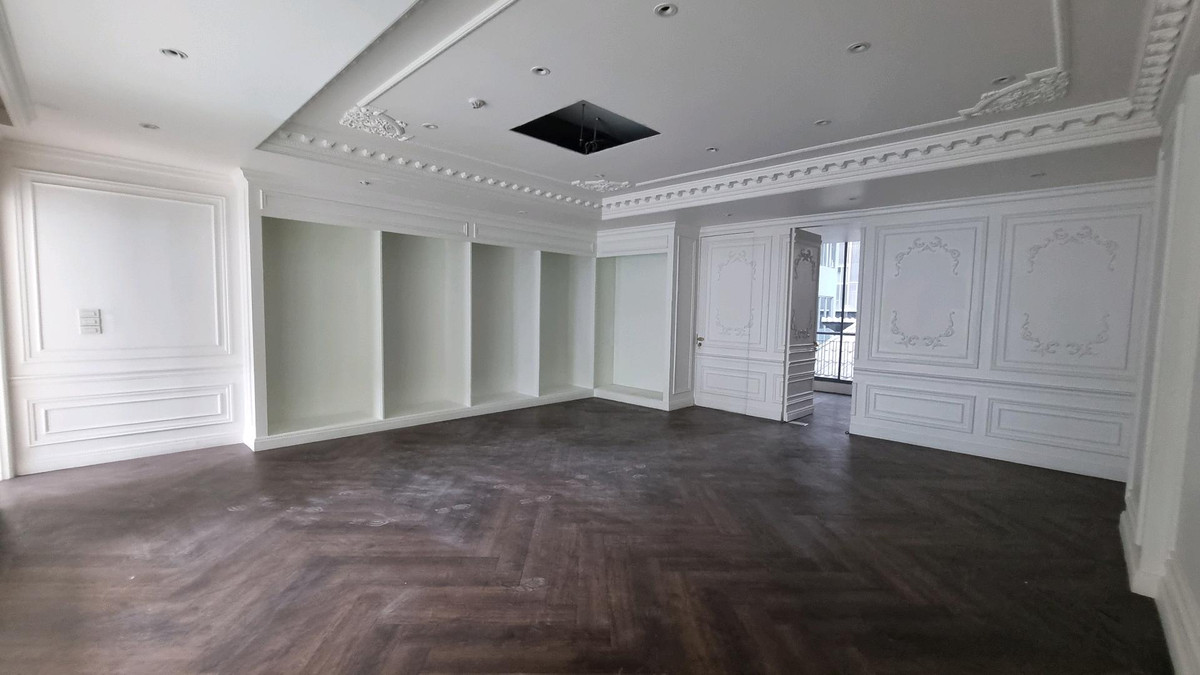 For RentRetail SpaceSukhumvit, Asoke, Thonglor : Space for rent, Thonglor 2 stories  size 182.7 square meters  1,500 baht / square