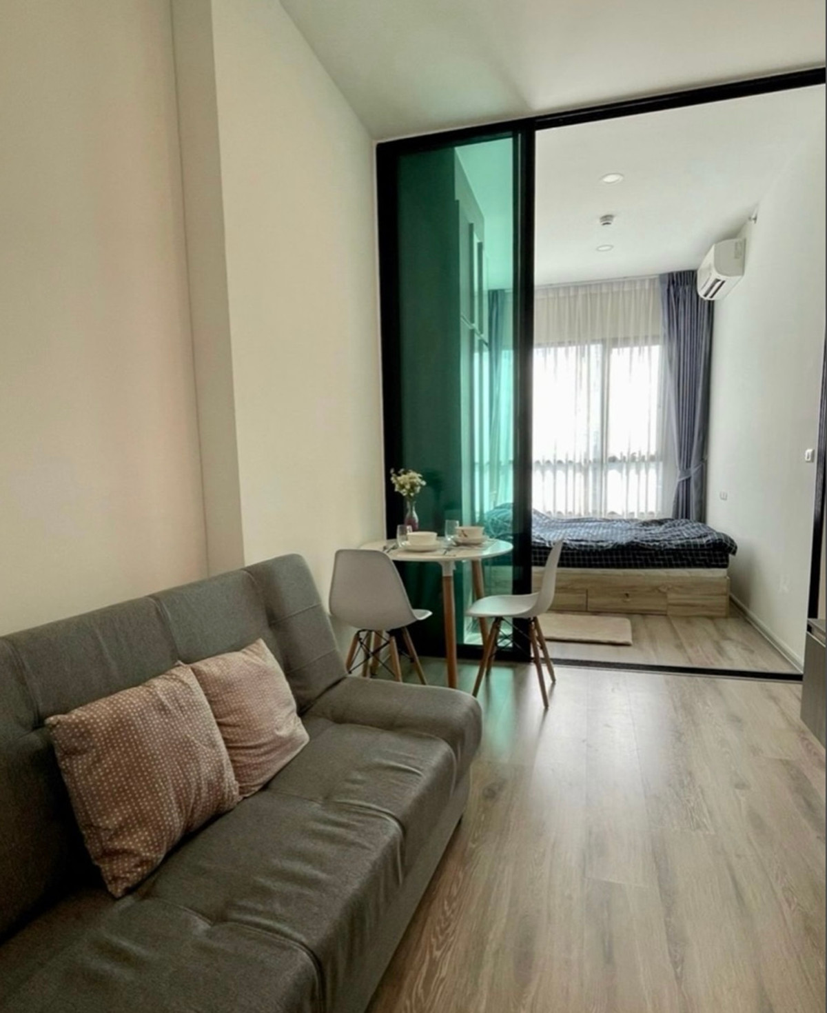 For RentCondoRamkhamhaeng, Hua Mak : For rent Knightsbridge Collage Ramkhamhaeng, beautiful, ready to move in, near MRT Lam Sali Intersection, if interested contact Line @841qqlnr