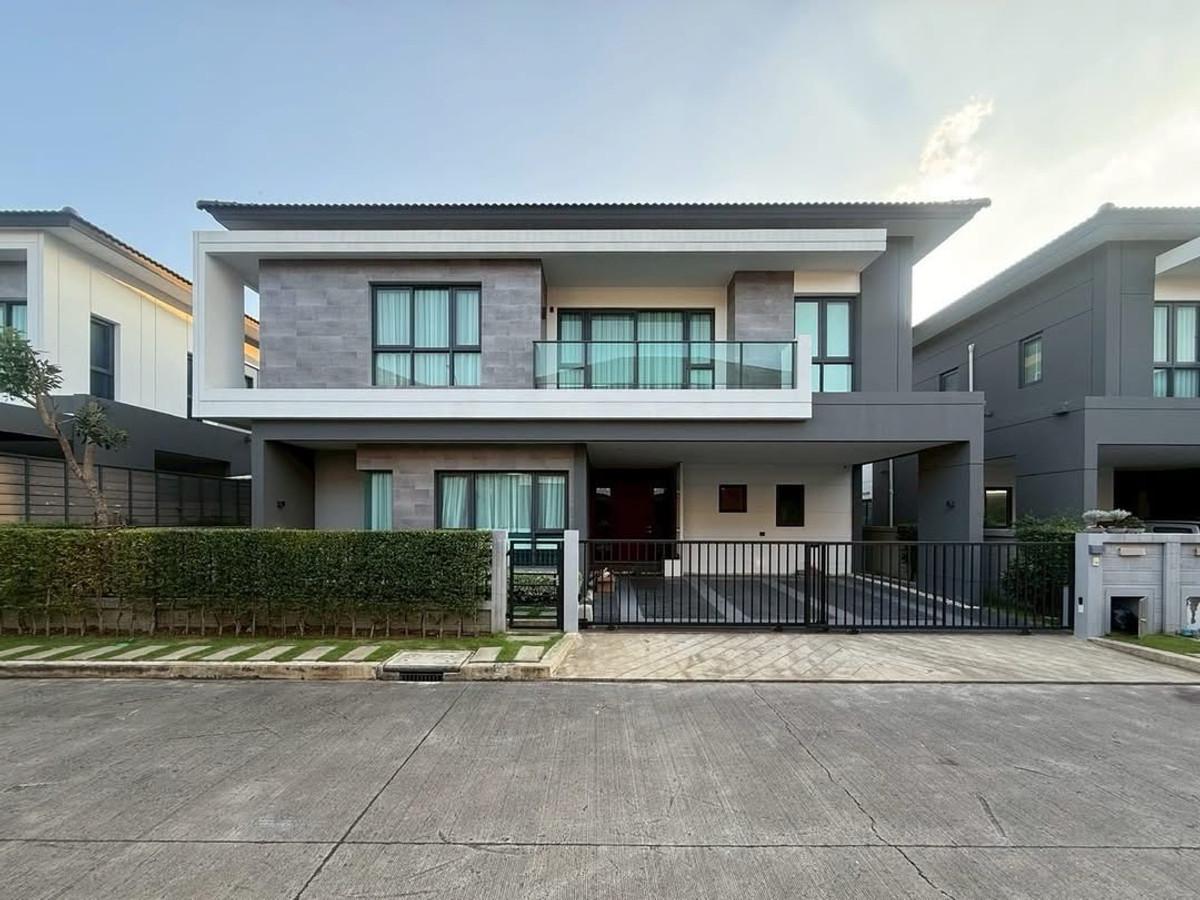 For SaleHouseBangna, Bearing, Lasalle : 17.9 million, great value at this price, The City Bangna, 313 sq m.