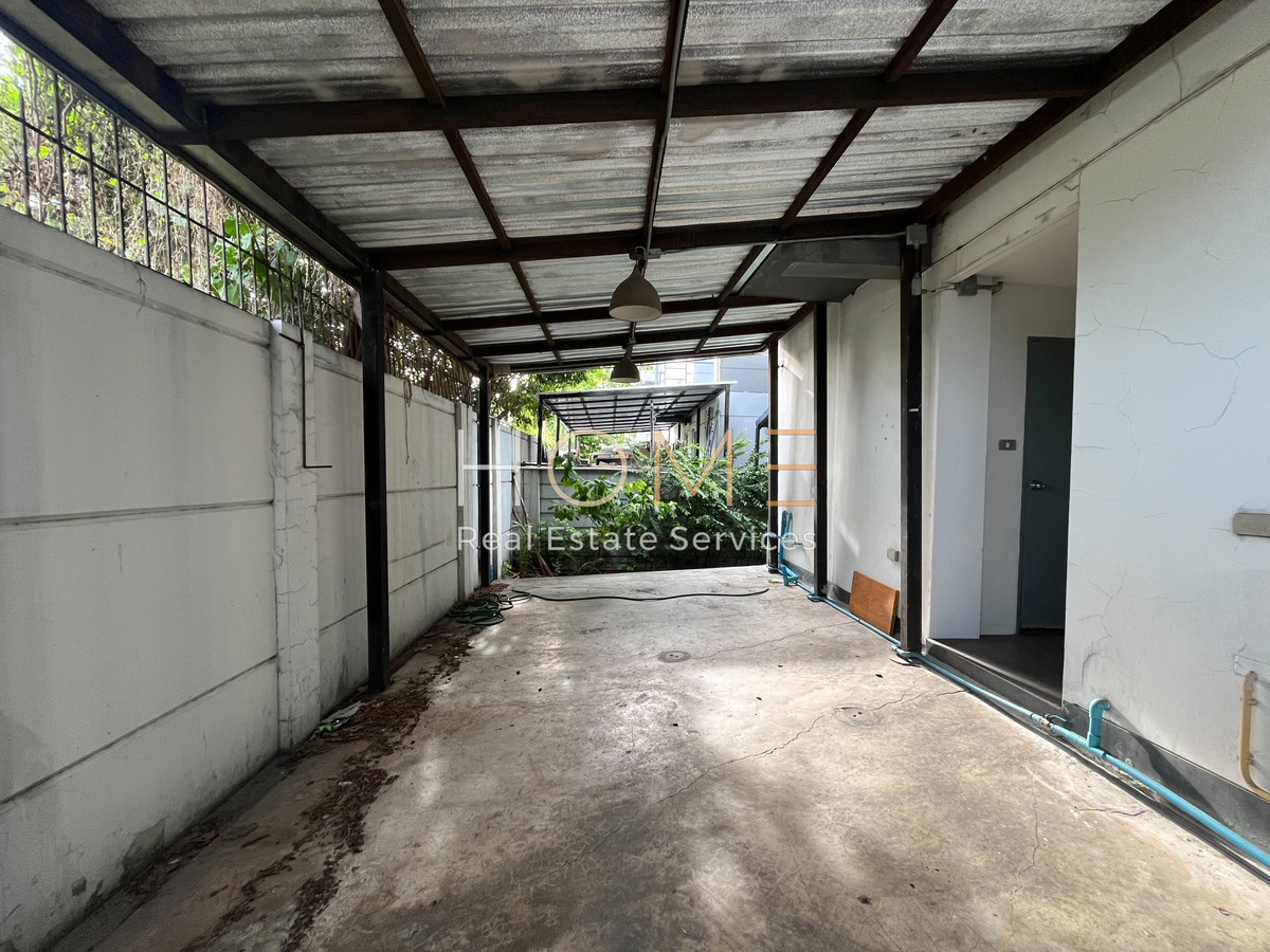 For RentTownhomeRatchadapisek, Huaikwang, Suttisan : Home office, B-Square Rama 9 - Mengjai / 4 Storey (FOR RENT) TPM138