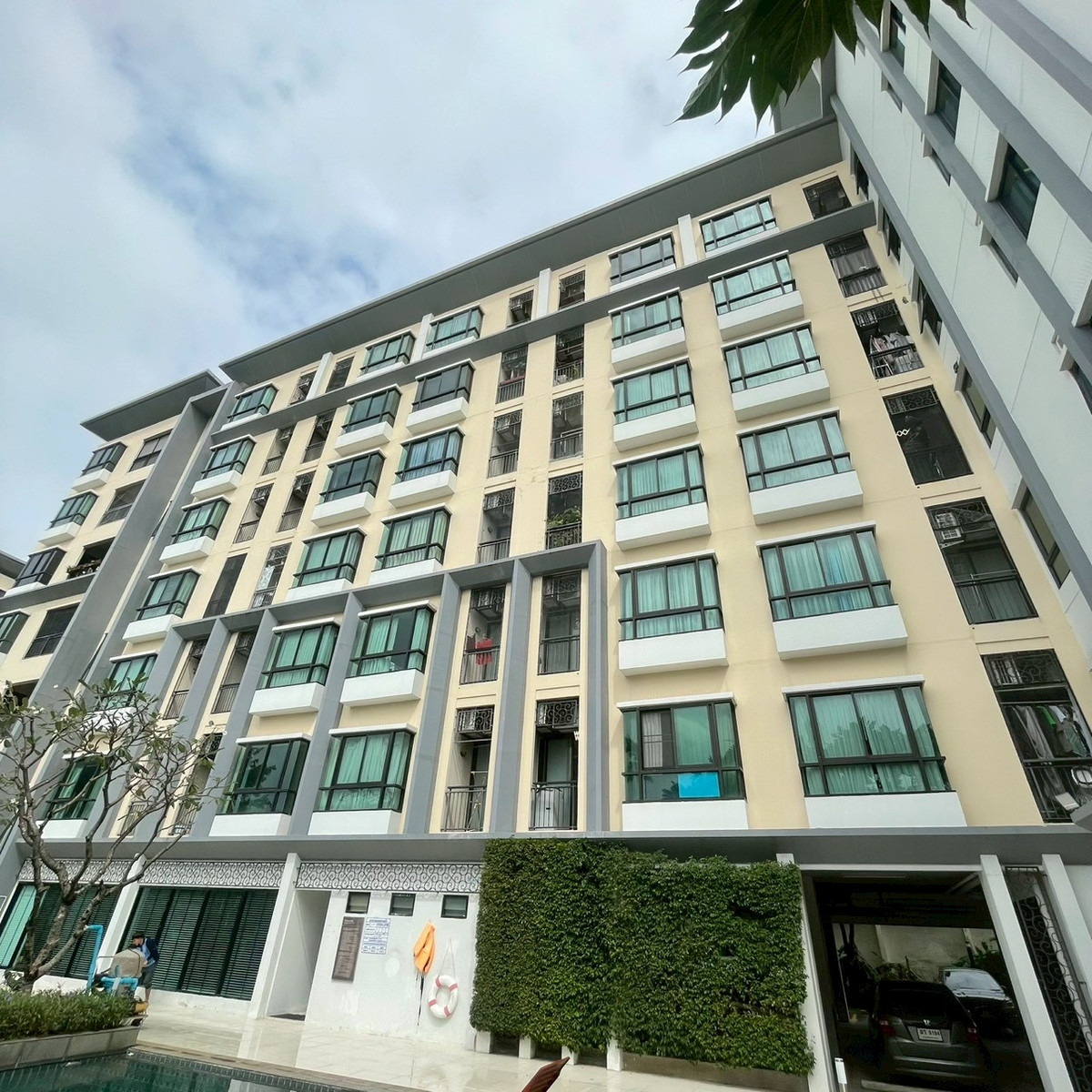 ขายคอนโดพัฒนาการ ศรีนครินทร์ : คอนโด S1 พระราม 9 ราคาถูกสุดในโครงการ เจ้าของต้องการขายด่วน!!! ขายต่ำกว่าราคาตลาดแค่ 1.5xx เท่านั้น