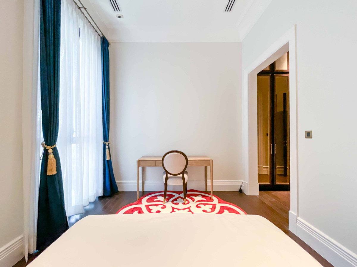 ให้เช่าคอนโดวิทยุ ชิดลม หลังสวน : Condo for Rent 98 Wireless Monthly 200,000 THB