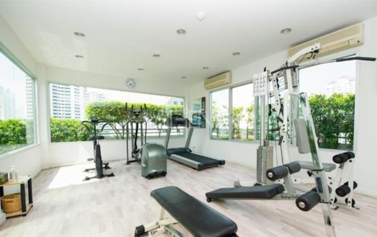 For SaleCondoSukhumvit, Asoke, Thonglor : ✨ For Sale: 49 Plus Condo ✨ 💰 Only 5,390,000 THB