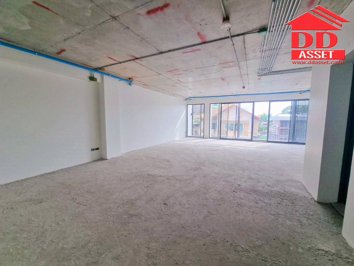 ขายโฮมออฟฟิศพระราม 9 เพชรบุรีตัดใหม่ RCA : For Sale The​ Element พระราม9​ โฮมออฟฟิศ 5 ชั้น มีลิฟต์​ ใกล้ The Nine พระราม 9 ใกล้แอร์พอร์ตลิ้ง​ สถานีหัวหมาก รหัส : H8153