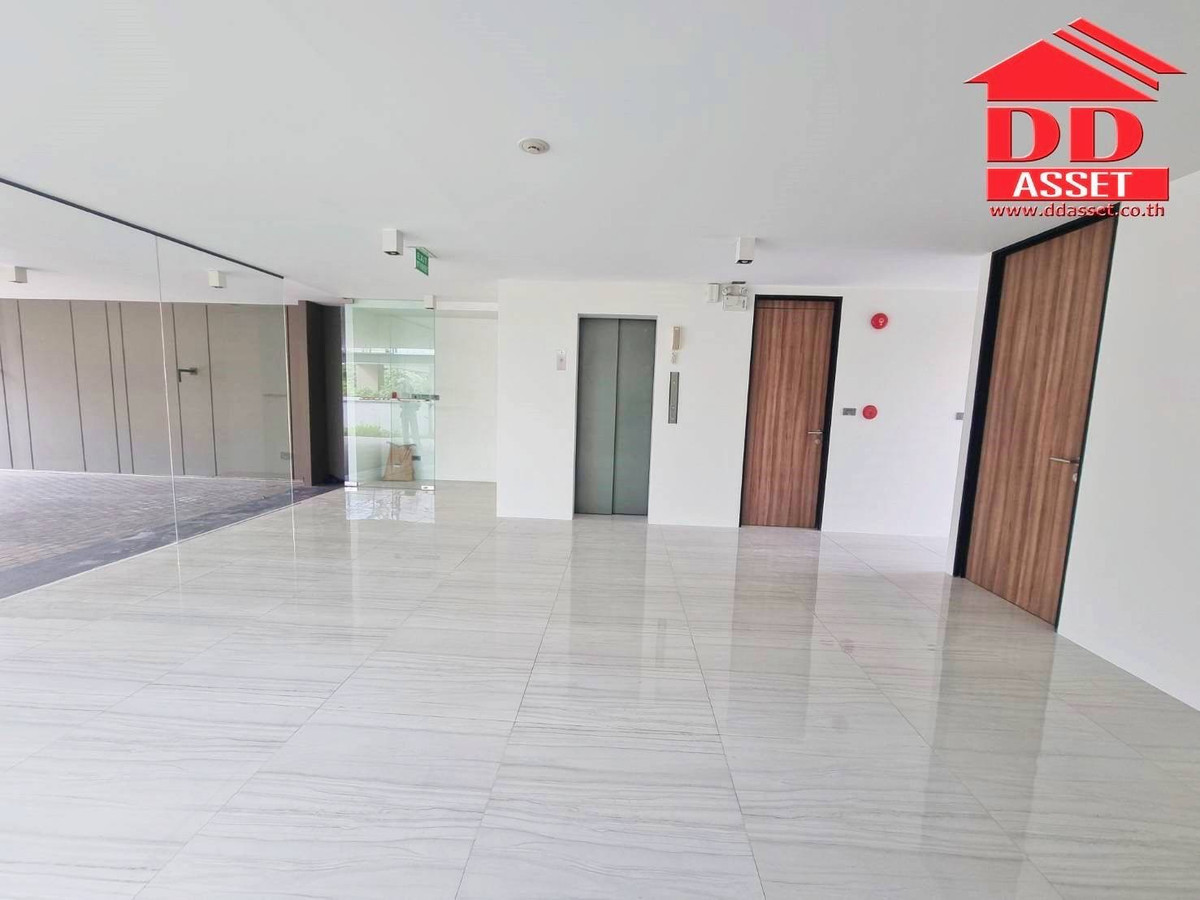 ขายโฮมออฟฟิศพระราม 9 เพชรบุรีตัดใหม่ RCA : For Sale The​ Element พระราม9​ โฮมออฟฟิศ 5 ชั้น มีลิฟต์​ ใกล้ The Nine พระราม 9 ใกล้แอร์พอร์ตลิ้ง​ สถานีหัวหมาก รหัส : H8153