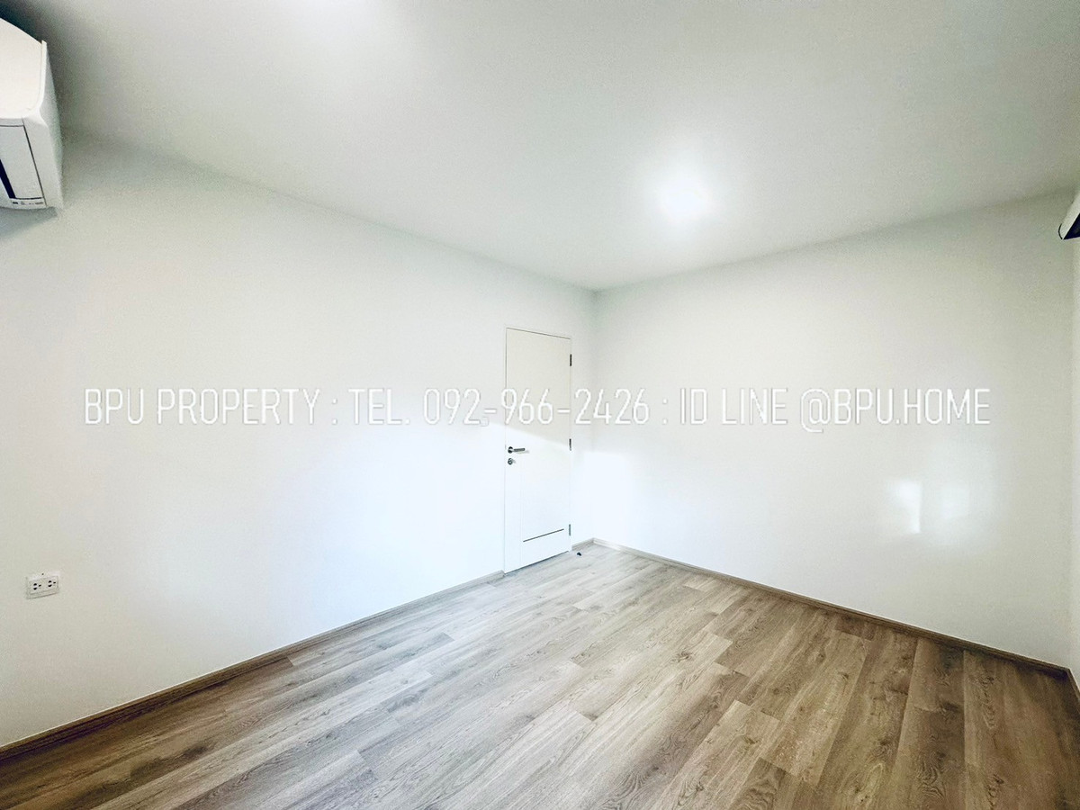 For RentHouseBangna, Bearing, Lasalle : **3 Bedrooms Single House for Rent ** Villaggio 2 Srinakarin-Bangna near Mega Bangna