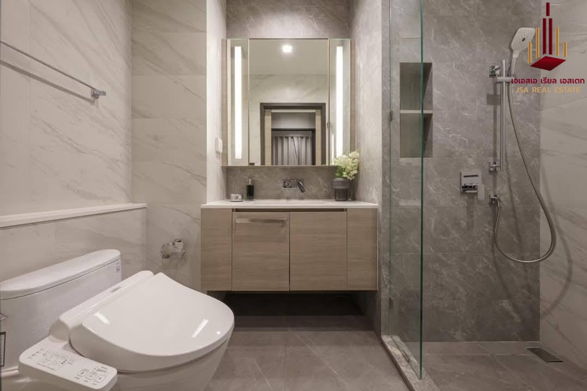 For SaleCondoLadprao, Central Ladprao : ✨ For Sale: The Crest Park Residences Condo ✨ 💰 Only 6,750,000 THB