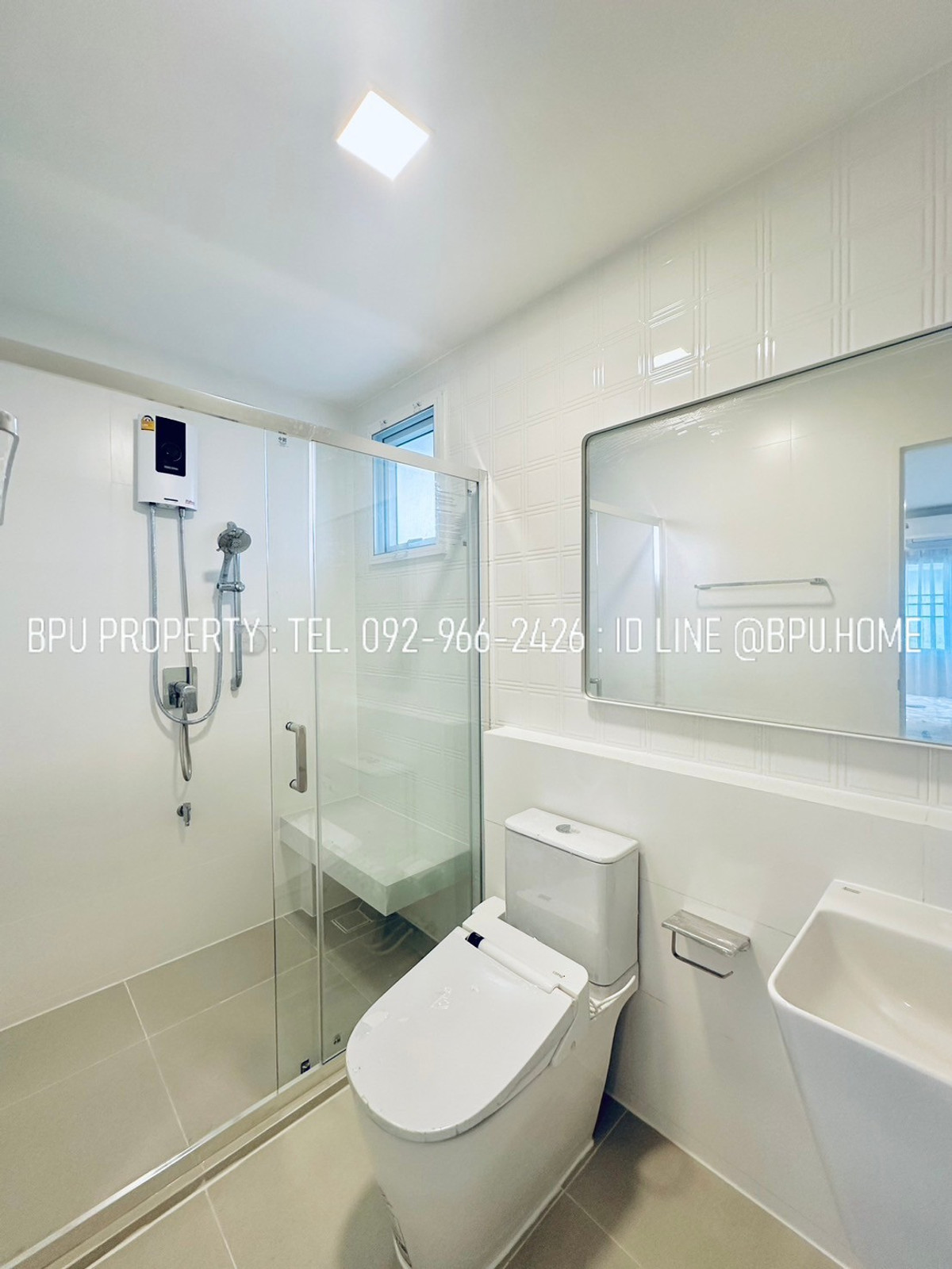 For RentHouseBangna, Bearing, Lasalle : **3 Bedrooms Single House for Rent ** Villaggio 2 Srinakarin-Bangna near Mega Bangna
