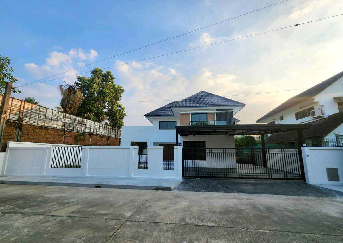 ขายบ้านพุทธมณฑล ศาลายา : บ้านสวยรีโนเวทน่าอยู่ ทำเลพุทธมลฑล สาย 2