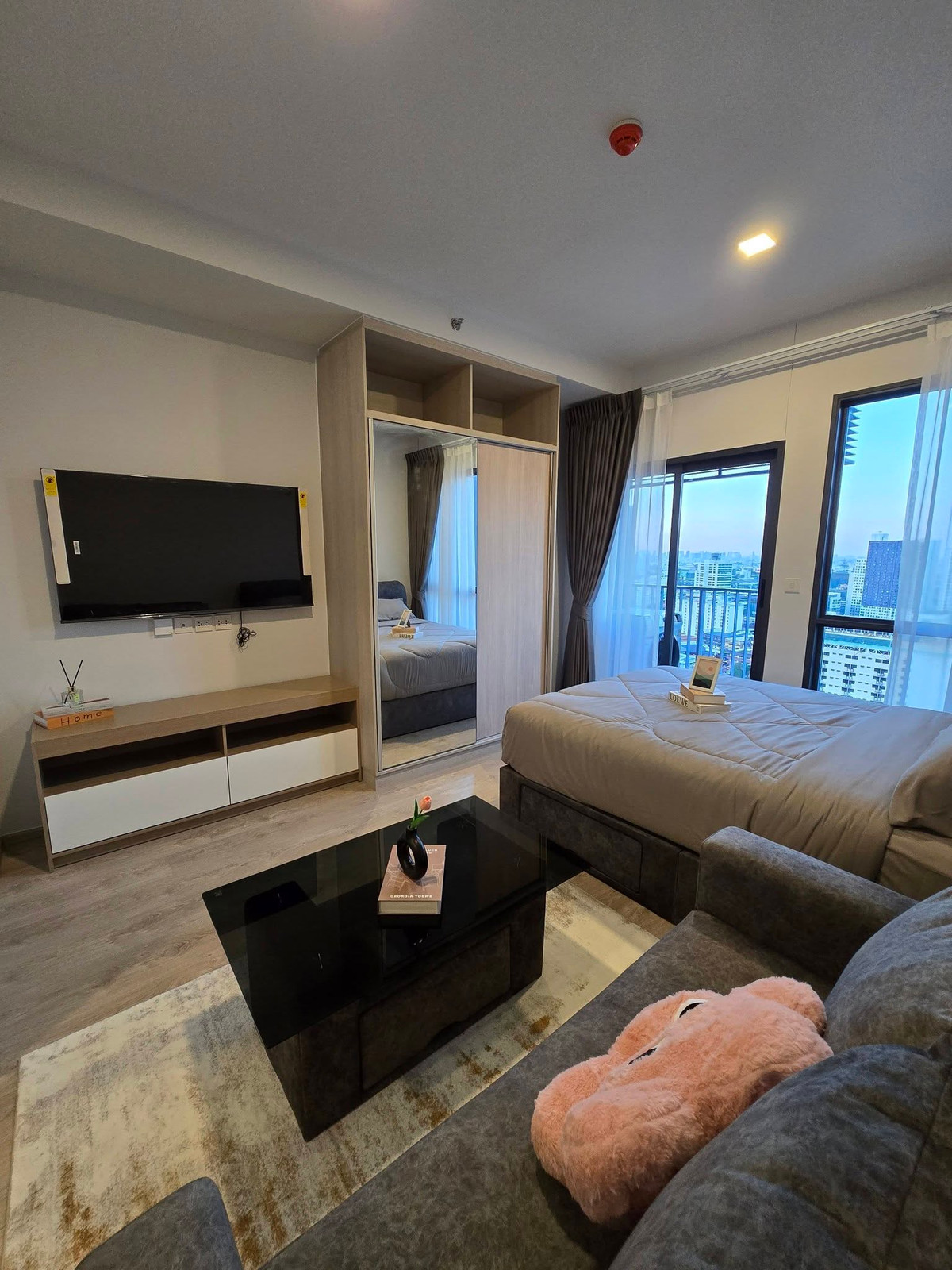 ให้เช่าคอนโดพระราม 9 เพชรบุรีตัดใหม่ RCA : RC123025 ให้เช่า The Tree Pattanakarn Ekkamai  