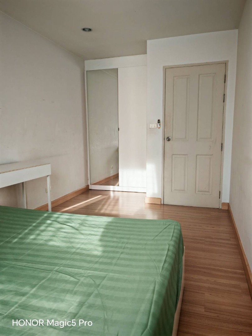 For SaleCondoKaset Nawamin,Ladplakao : ขายด่วนเดอะคิทท์ พลัส นวมินทร์คอนโดใกล้ MRT สถานีคู้บอน 900 ม. ราคาถูกที่สุด!!