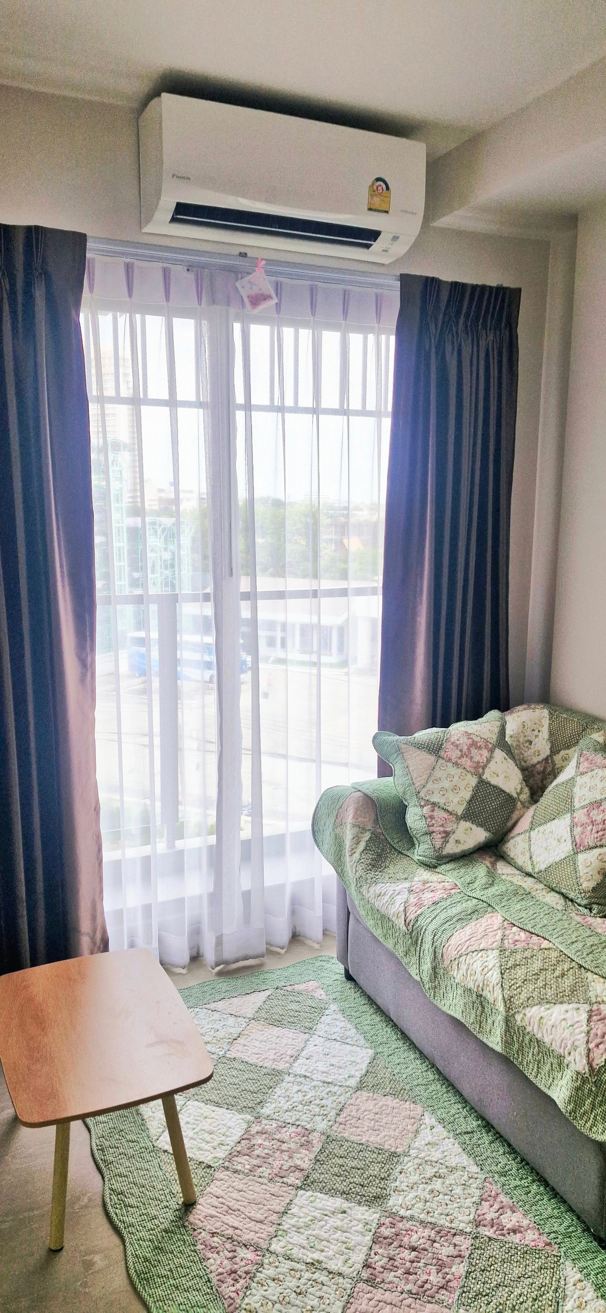 ขายคอนโดเกษตรศาสตร์ รัชโยธิน : ขาย Condo ติด BTS เสนานิคม โครงการ Phyll Phahol 34 (AM2098)