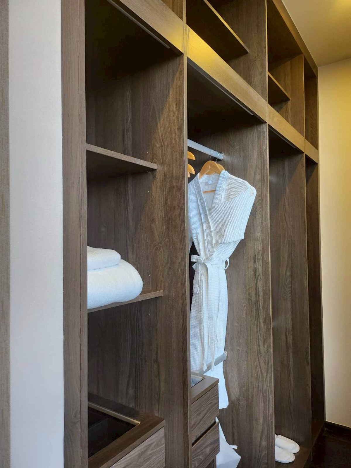 ให้เช่าคอนโดสุขุมวิท อโศก ทองหล่อ : ให้เช่าคอนโดย่านทองหล่อ : PARK ORIGIN THONGLOR : ระดับ Ultimate Class