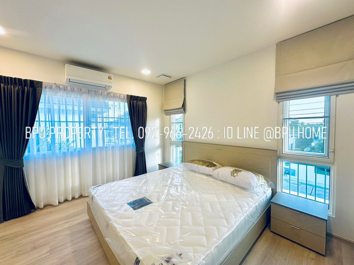 For RentHouseBangna, Bearing, Lasalle : **3 Bedrooms Single House for Rent ** Villaggio 2 Srinakarin-Bangna near Mega Bangna