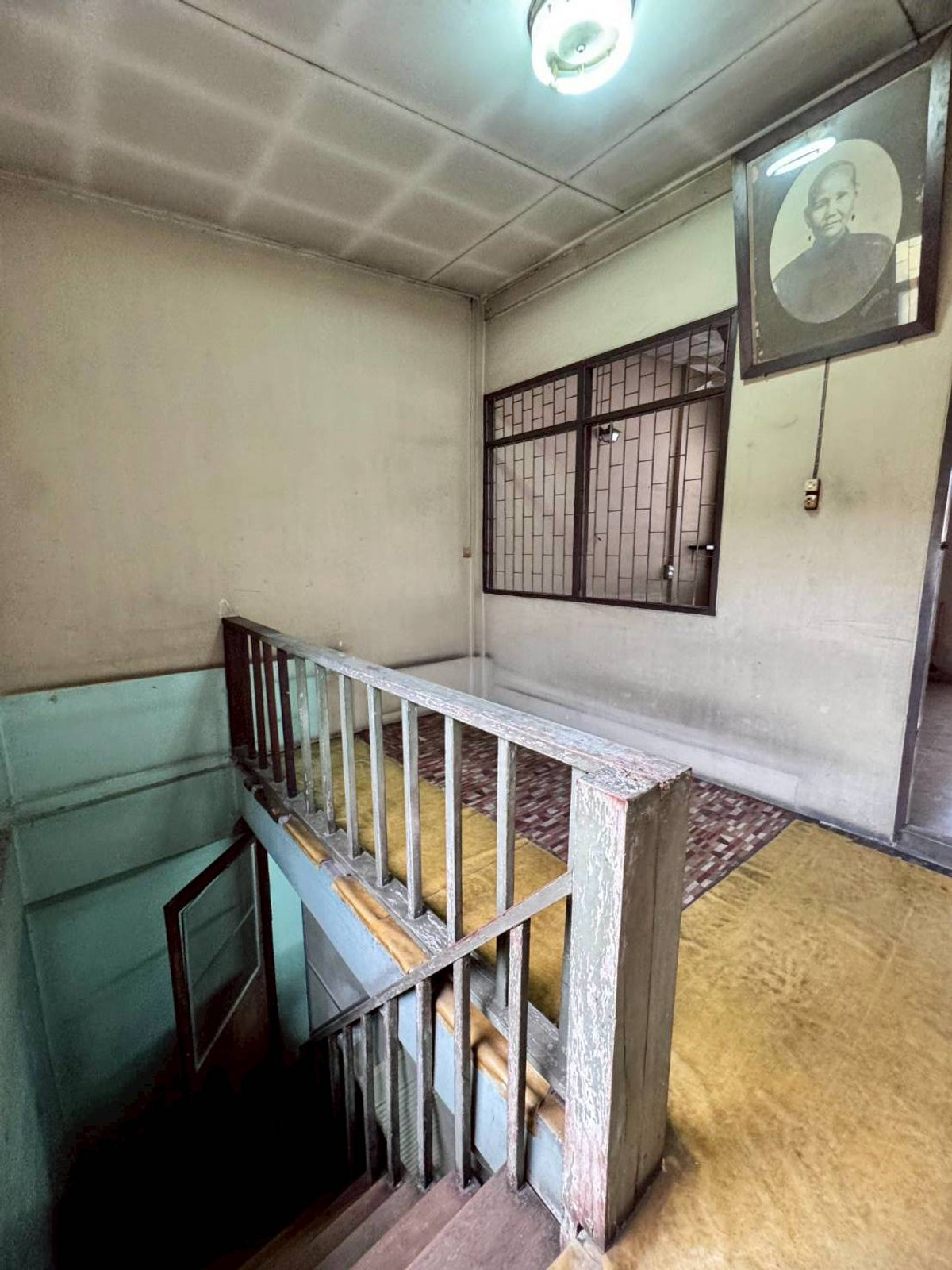 ขายอาคารพาณิชย์สุขุมวิท อโศก ทองหล่อ : ขายอาคารพาณิชย์ 3 ชั้น เหมาะลงทุน ทำเลดีใกล้ BTS พระโขนง (N.1948)