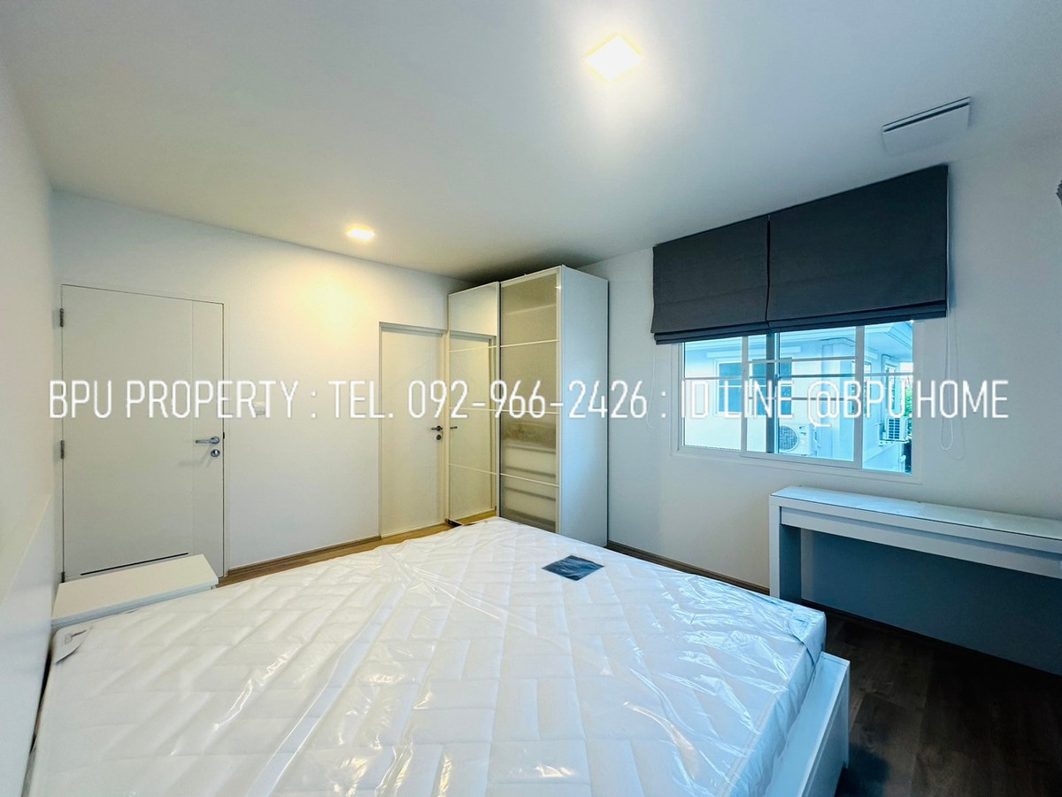 For RentHouseBangna, Bearing, Lasalle : **3 Bedrooms Single House for Rent ** Villaggio 2 Srinakarin-Bangna near Mega Bangna