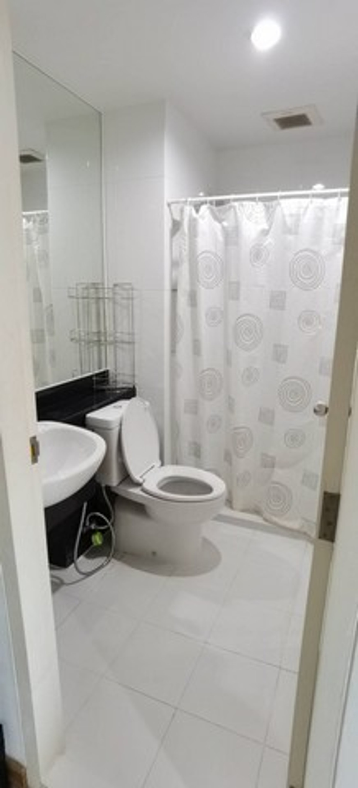 For RentCondoThaphra, Talat Phlu, Wutthakat : For rent, Parkland grand taksin, size 35 sq m., 24th floor, near BTS Talat Phlu.