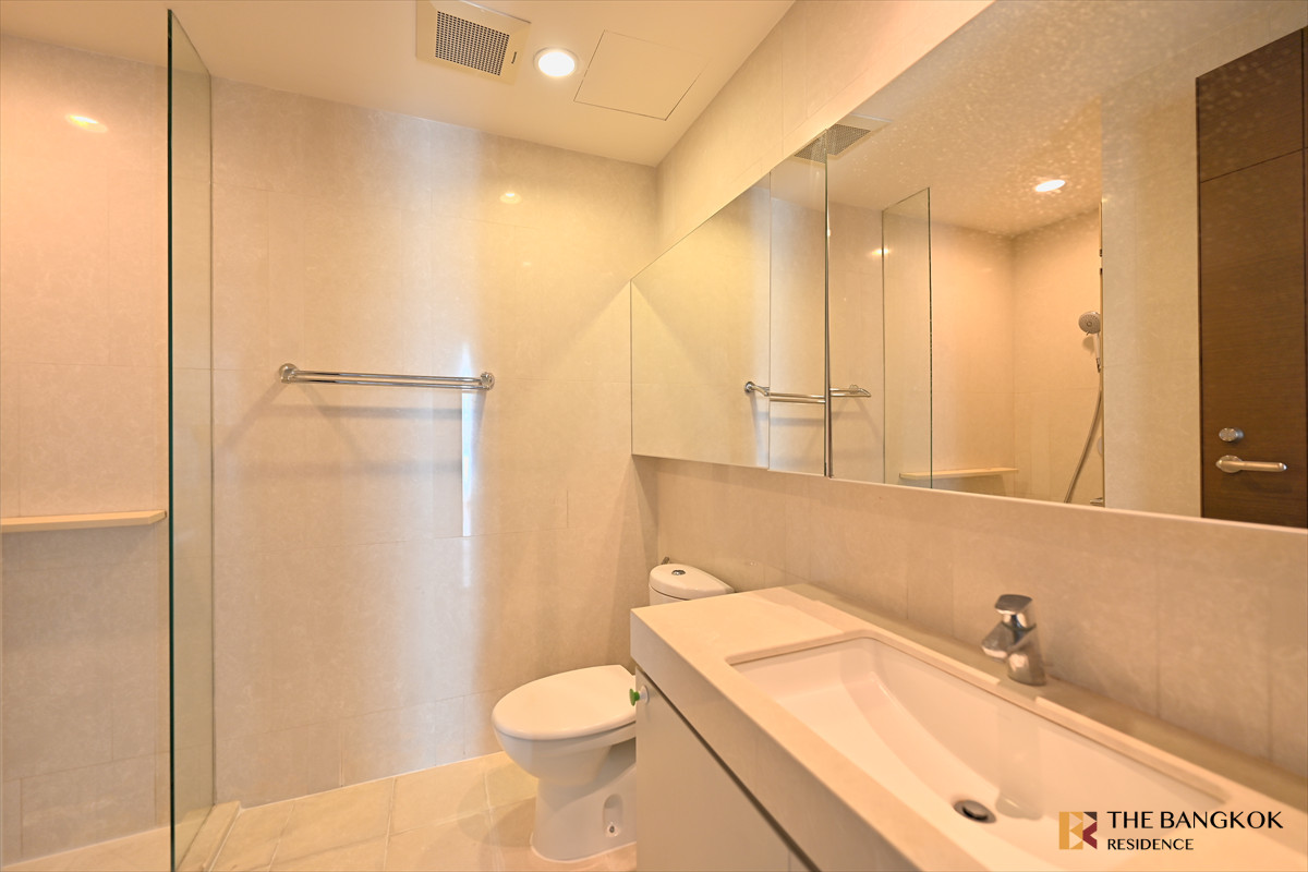 ขายคอนโดสุขุมวิท อโศก ทองหล่อ : 🔥Urgent Deal! 2 ห้องนอน - Quattro by Sansiri  รีบจอง! 💘 ใกล้ BTS ทองหล่อ