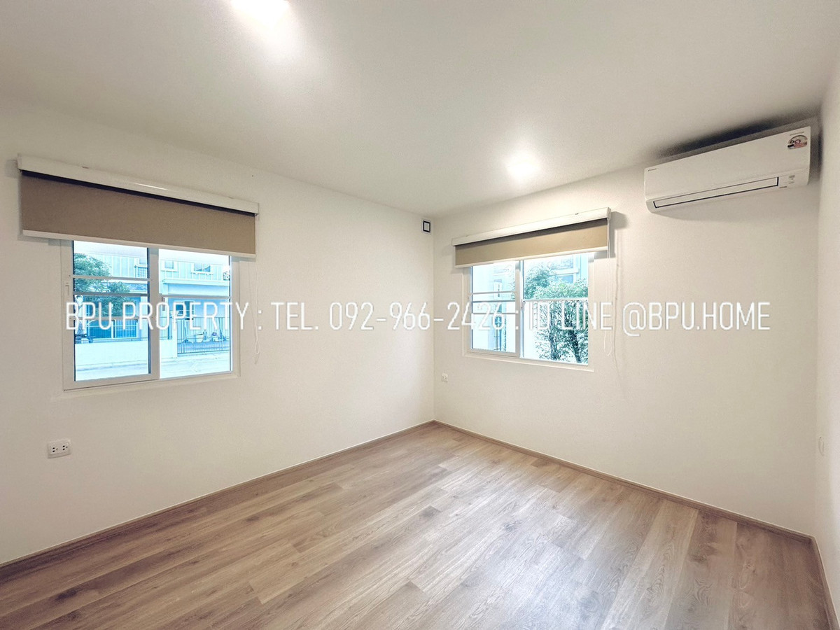 For RentHouseBangna, Bearing, Lasalle : **3 Bedrooms Single House for Rent ** Villaggio 2 Srinakarin-Bangna near Mega Bangna
