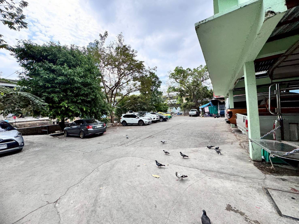 ขายอาคารพาณิชย์สุขุมวิท อโศก ทองหล่อ : ขายอาคารพาณิชย์ 3 ชั้น เหมาะลงทุน ทำเลดีใกล้ BTS พระโขนง (N.1948)