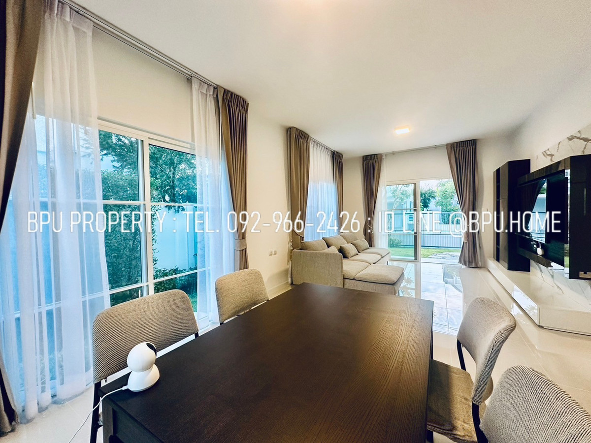 For RentHouseBangna, Bearing, Lasalle : **3 Bedrooms Single House for Rent ** Villaggio 2 Srinakarin-Bangna near Mega Bangna