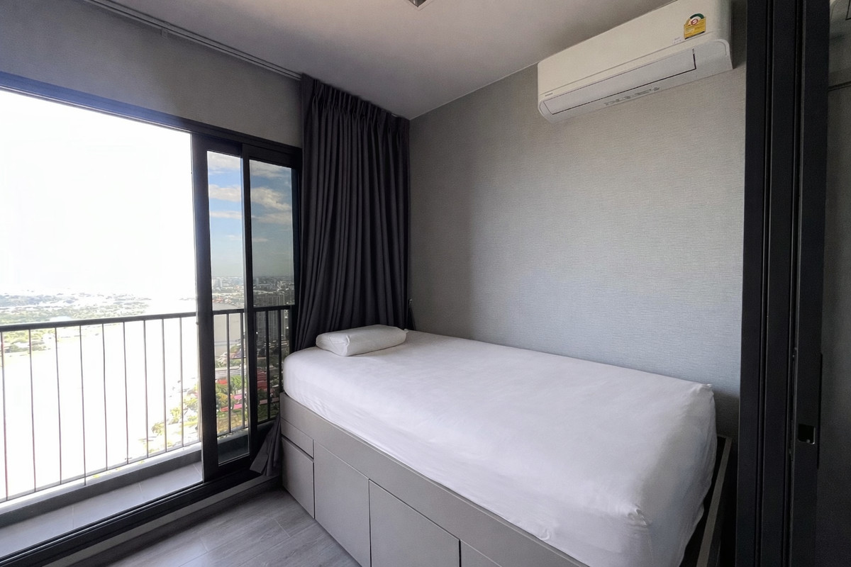 For SaleCondoRattanathibet, Sanambinna : ✨ Condo for Sale: THE POLITAN AQUA  room in like-new condition.✨