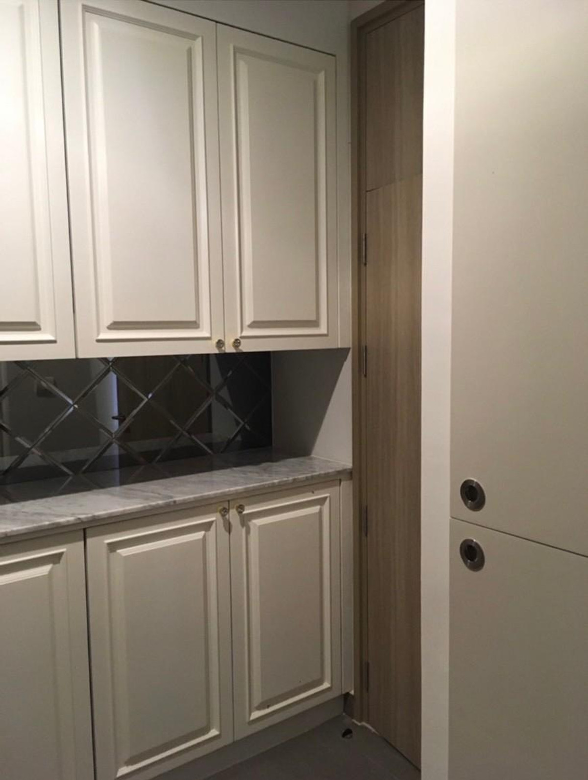 ให้เช่าคอนโดวิทยุ ชิดลม หลังสวน : 🔥ให้เช่าด่วน 🔥ให้เช่า Noble Ploenchit ห้องสวย ตกแต่งครบ เฟอร์นิเจอร์ - เครื่องใช้ไฟฟ้าครบครันพร้อมเข้าอยู่❗