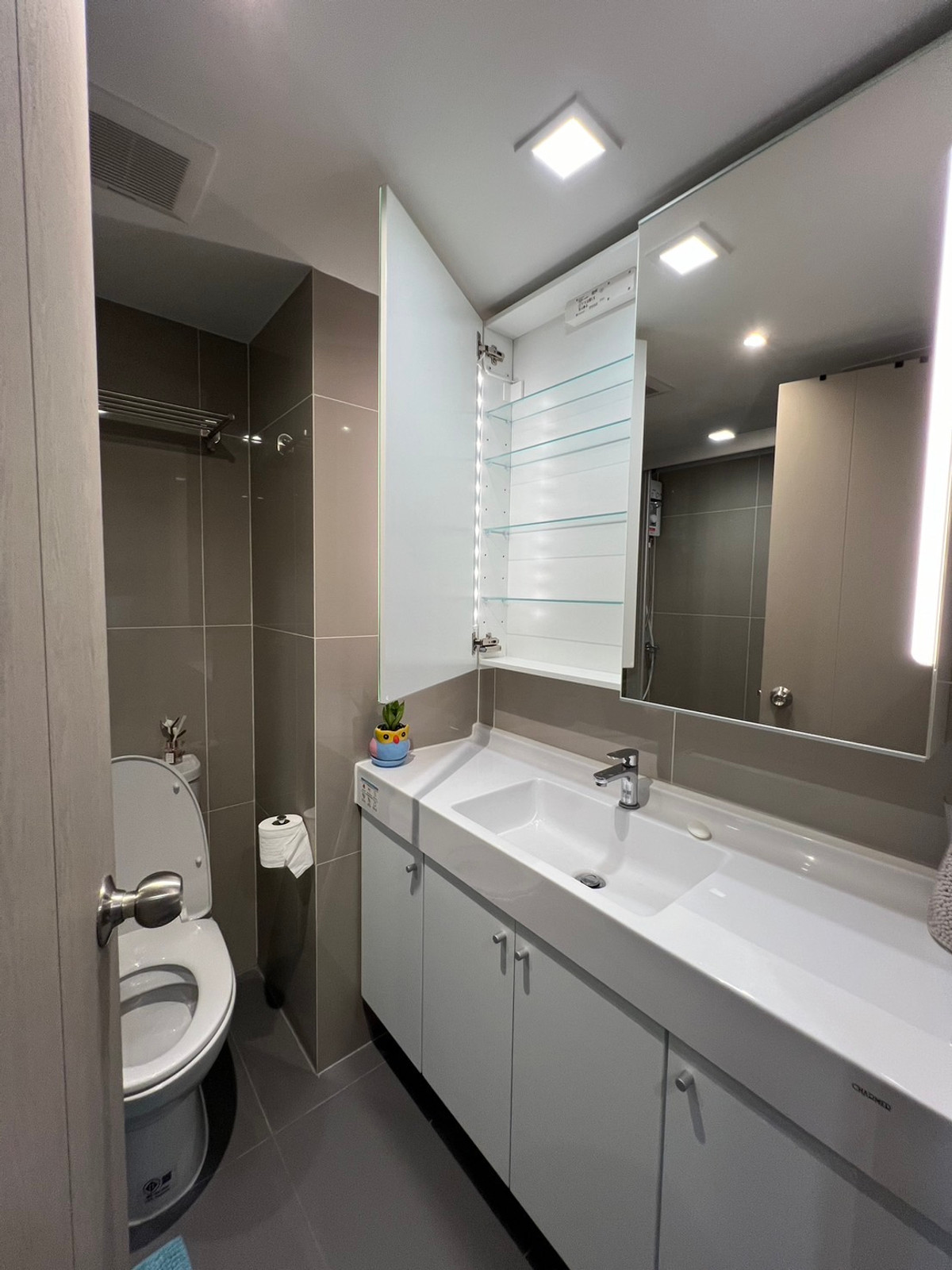 ให้เช่าคอนโดพระราม 9 เพชรบุรีตัดใหม่ RCA : 🔥ให้เช่าด่วน🔥ไอดีโอ พระราม 9 - อโศก ห้อง2ชั้น เพดานสูง วิวสวย ไม่บล็อค เฟอร์นิเจอร์ครบพร้อมเข้าอยู่ ใกล้ MRT พระราม 9 