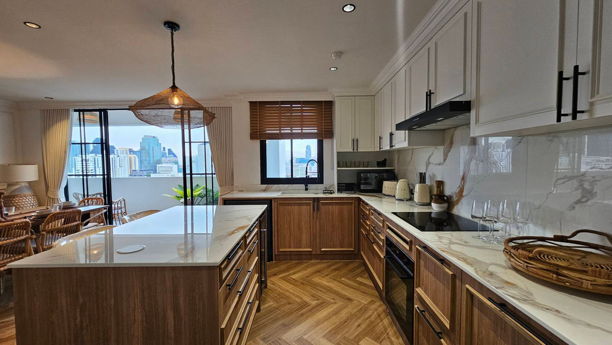 For RentCondoSukhumvit, Asoke, Thonglor : 🔥🔥Ready to rent Jan 15 2026~🔥🔥 Beautifully decorated, 3 bedrooms / high floor DS TOWER 2