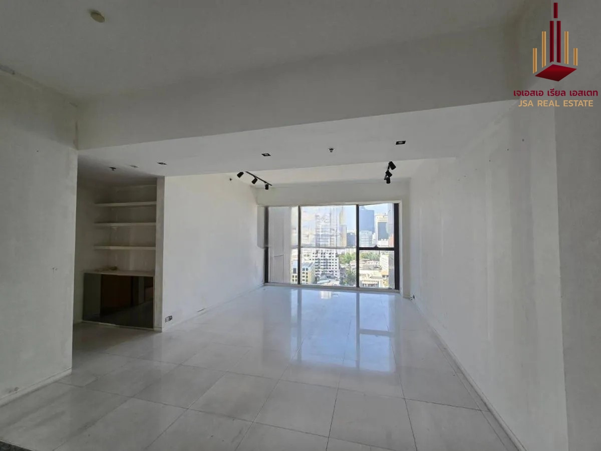 For SaleCondoSathorn, Narathiwat : ✨ For Sale: The Met Condo ✨ 💰 Only 10,990,000 THB